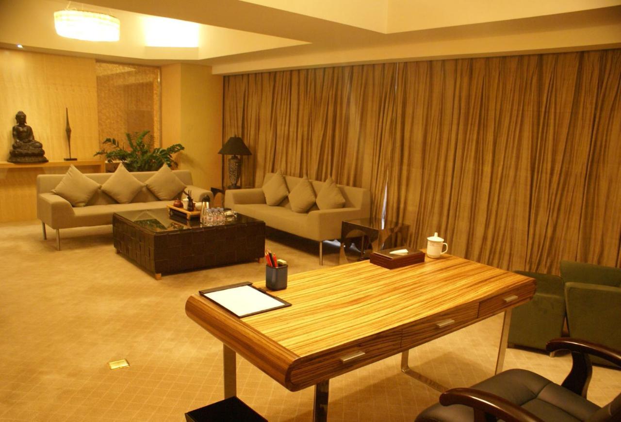 Holiday Inn Binhai Тяньцзінь Екстер'єр фото