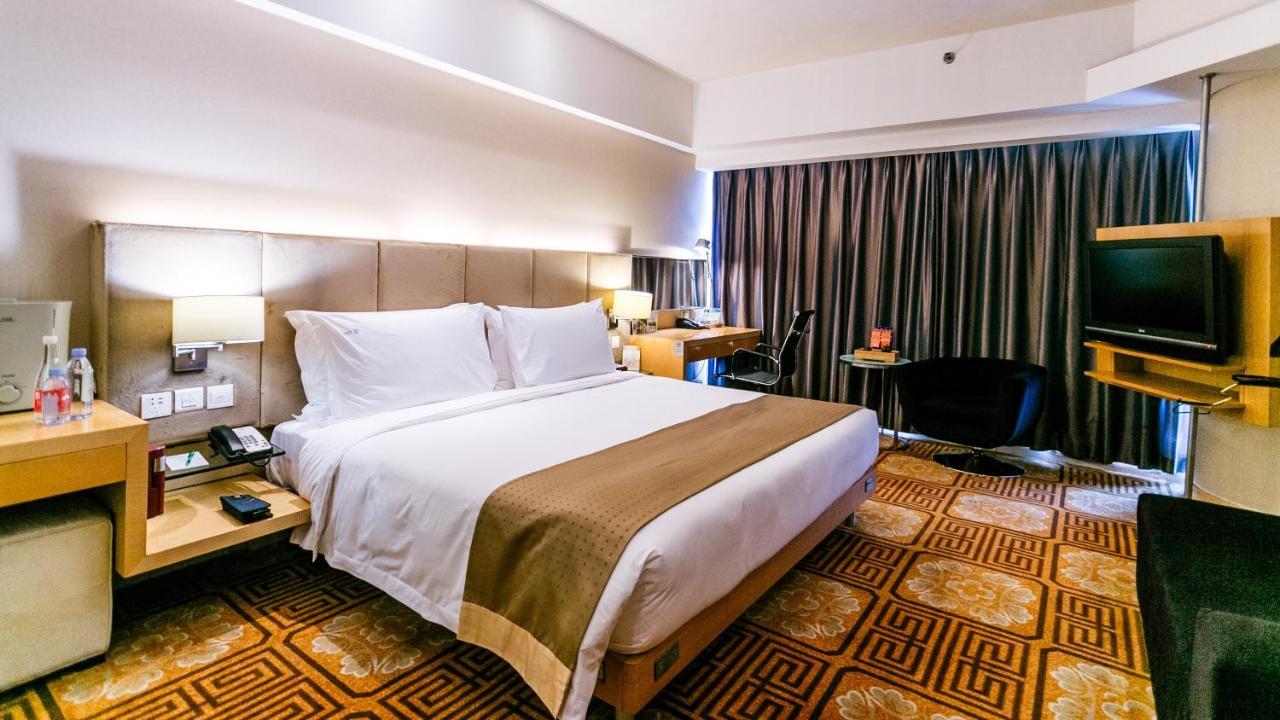 Holiday Inn Binhai Тяньцзінь Екстер'єр фото