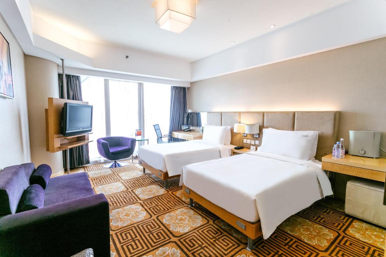 Holiday Inn Binhai Тяньцзінь Екстер'єр фото