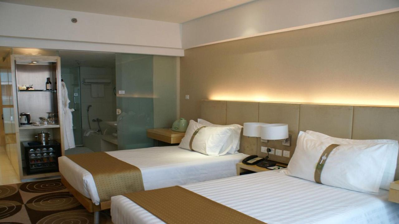 Holiday Inn Binhai Тяньцзінь Екстер'єр фото