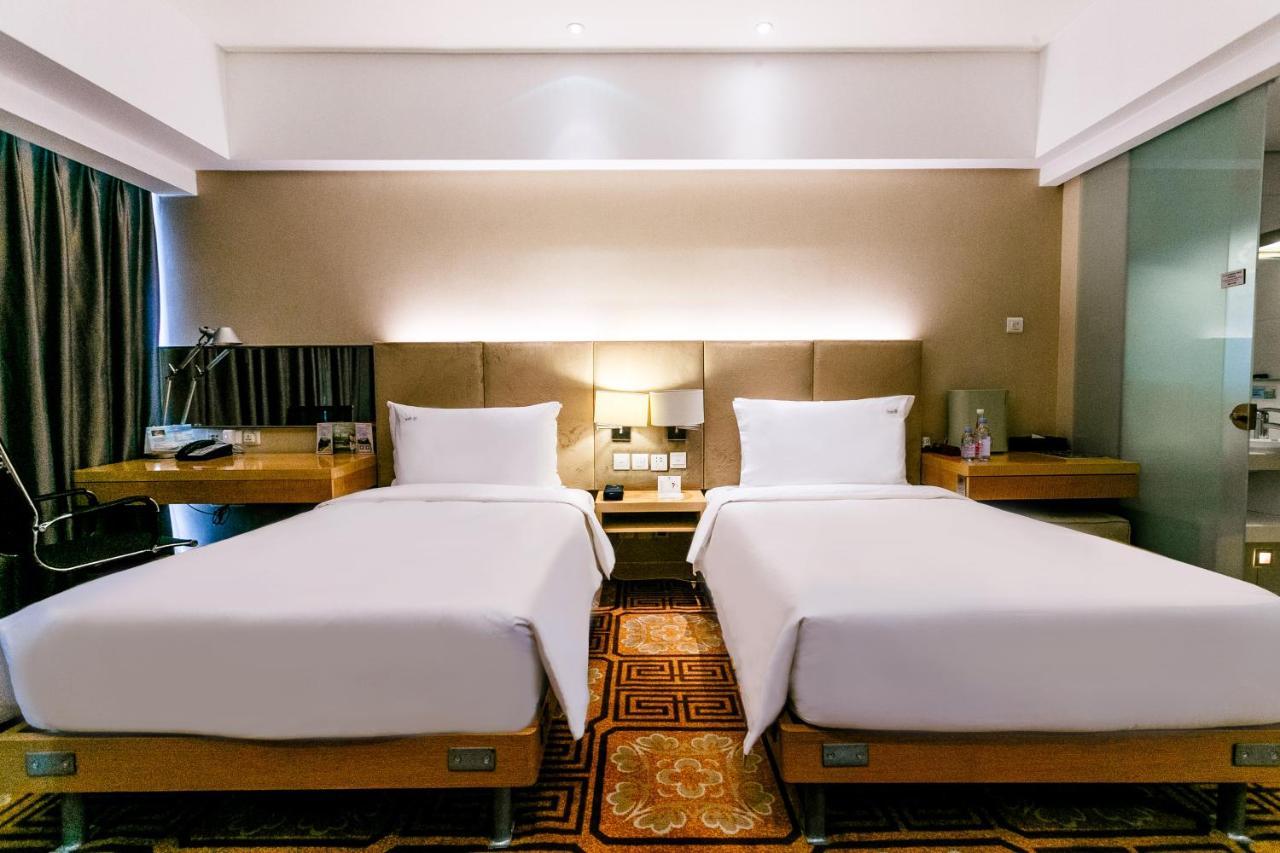 Holiday Inn Binhai Тяньцзінь Екстер'єр фото